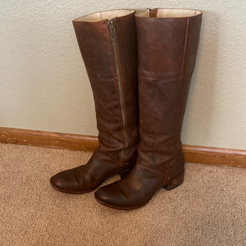 **RARE** Freebird by Steven Wrang size 11
